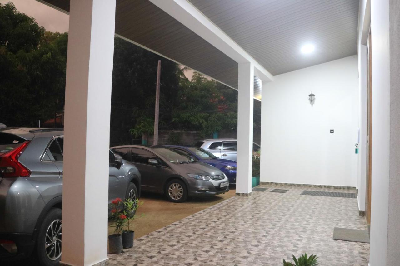 Divine Villa Anuradhapura Exterior foto