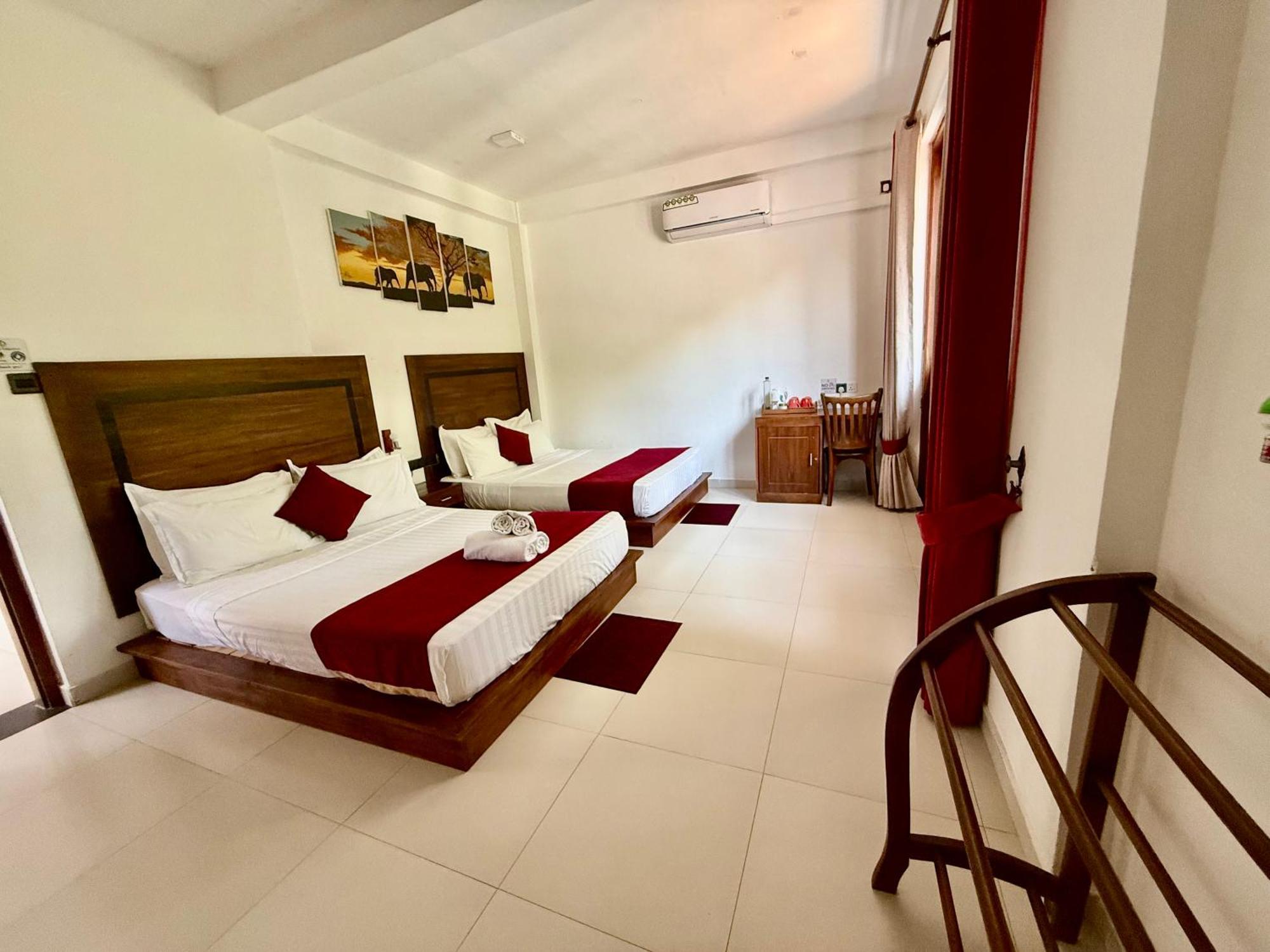 Divine Villa Anuradhapura Exterior foto